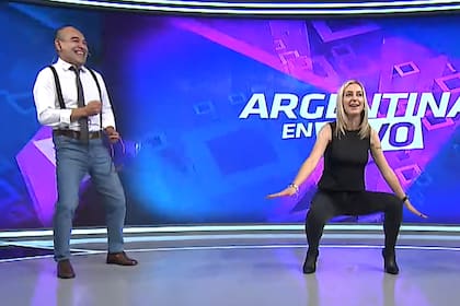 Elio Rossi y Mariela Fernández representaron "el baile" de Santos contra Boca