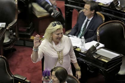 Elisa Carrió: "Si se tienen que fundir los supermercados, mejor para la historia del país"
