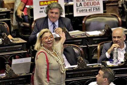 Elisa Carrió durante la interrupción al diputado Ramón