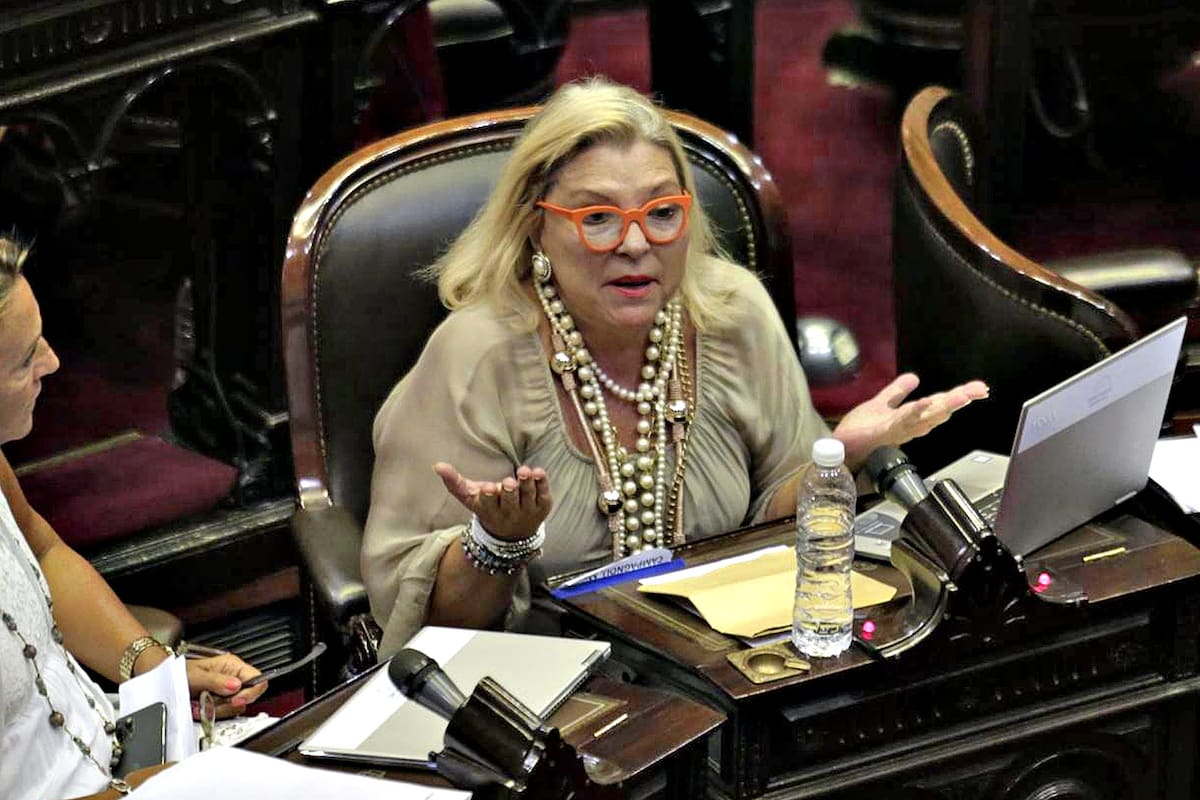 Elisa Carrió en el debate en diputados