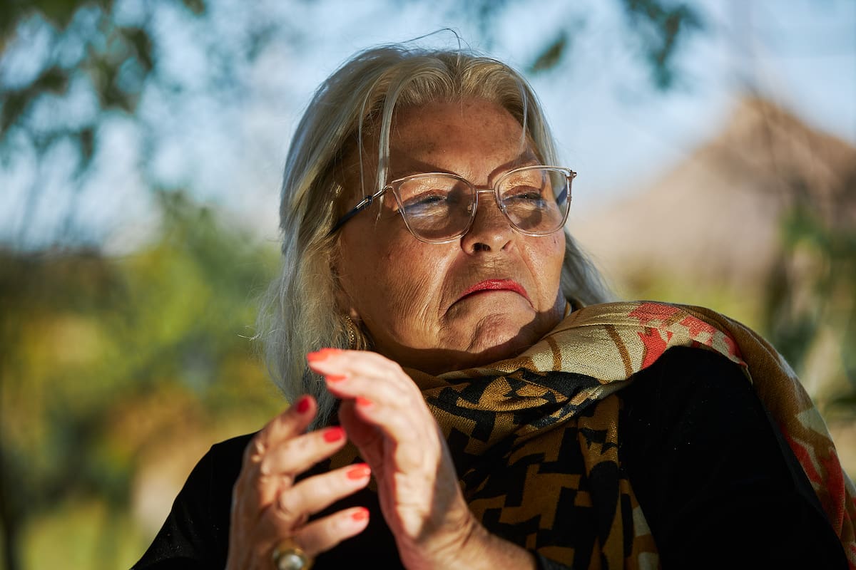 Elisa Carrió en su casa de Chacras de la Cruz en Capilla del Señor.