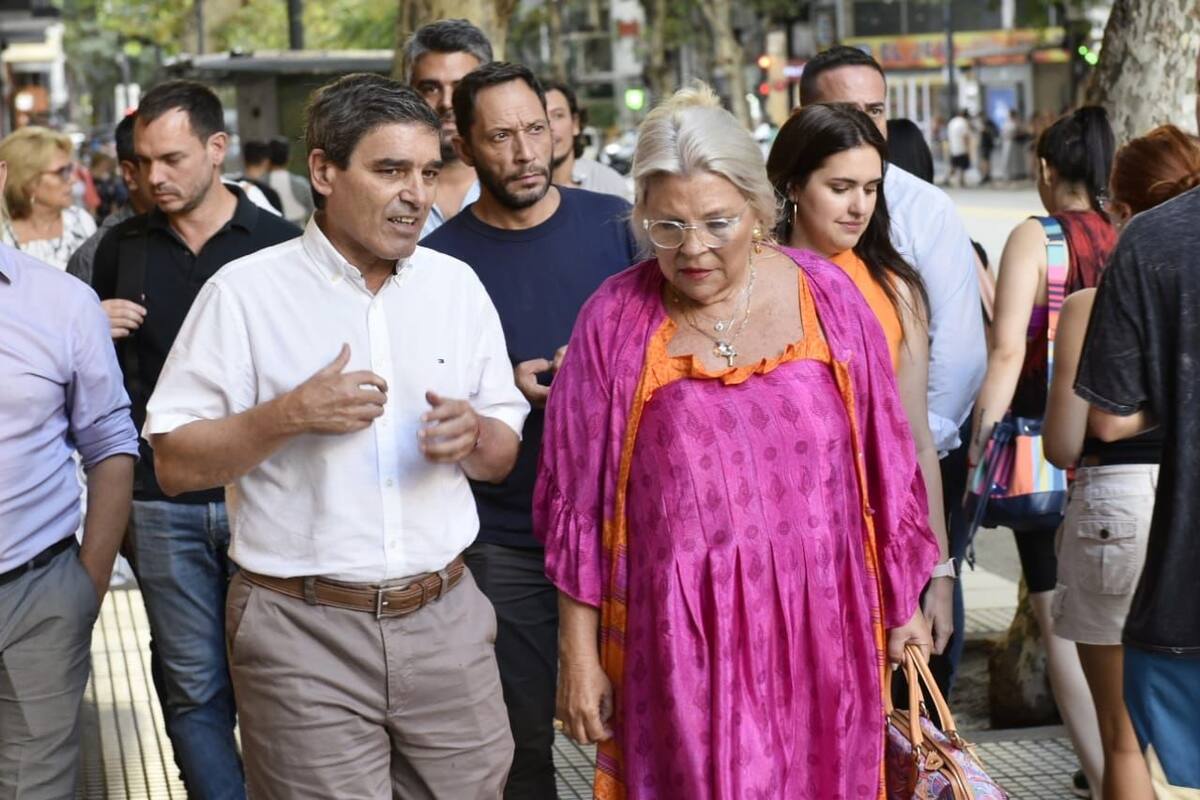Elisa Carrió hizo una campaña muy activa en favor de Fernán Quirós, que ahora se baja de la candidatura a jefe de gobierno porteño
