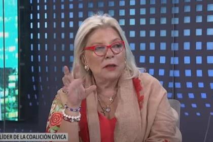 Elisa Carrió lanzó nuevas críticas a Macri en medio de la crisis de JxC.