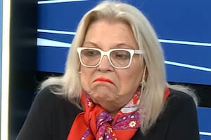 Elisa Carrió visitó los estudios de LN+ para analizar la gestión de Javier Milei