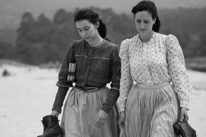 Elisa y Marcela