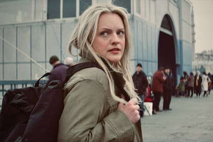 Elisabeth Moss interpreta a una espía británica en la serie de Star+ que se estrena este martes