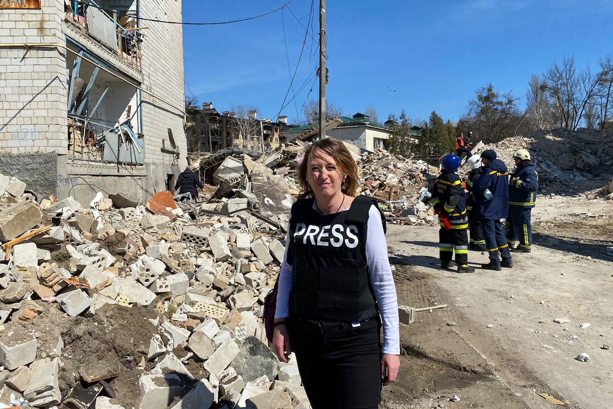 Elisabetta Piqué, corresponsal de guerra en Ucrania para LA NACION