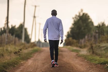 Eliud Kipchoge, entrenando en Kenia.