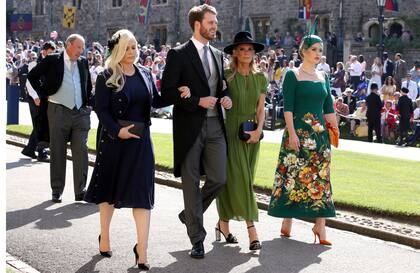 Eliza Spencer, Louis Spencer, Victoria Aitken y Kitty Spencer
