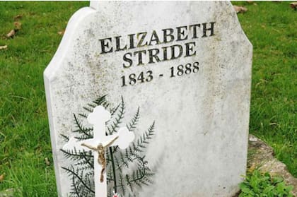 Elizabeth Stride fue una de las víctimas de Jack el Destripador. Su tumba se encuentra en el cementerio de East London, en Plaistow, en el este de Londres