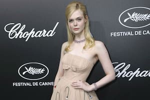 Elle Fanning jugó a ser Cameron Diaz en "La boda de mi mejor amigo"