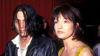 Ellen Barkin coprotagonizó una película con Depp y se presume que tuvieron una relación amorosa
