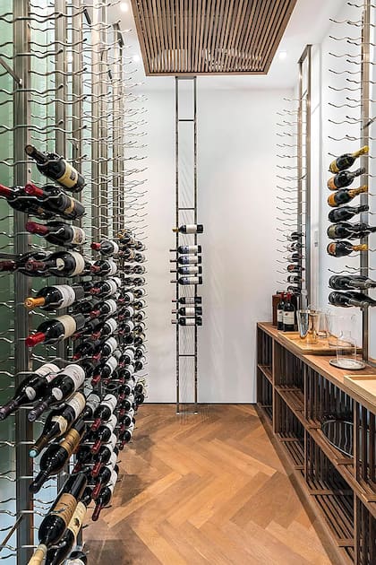 Su propia cava y bodega.