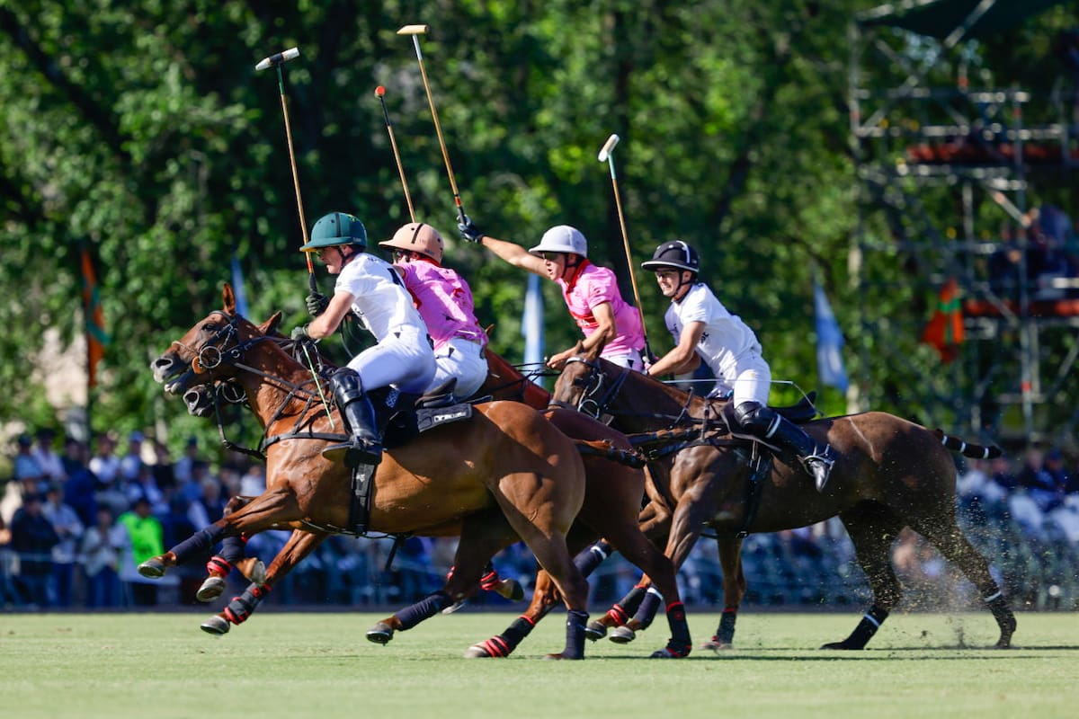 Ellerstina e Indios Chapaleufú jugaron un partido parejo, que la Z volcó en su favor en la segunda mitad; el equipo blanco puede ser finalista del Abierto de Tortugas, pero depende de una victoria de La Natividad, que quedó eliminado.