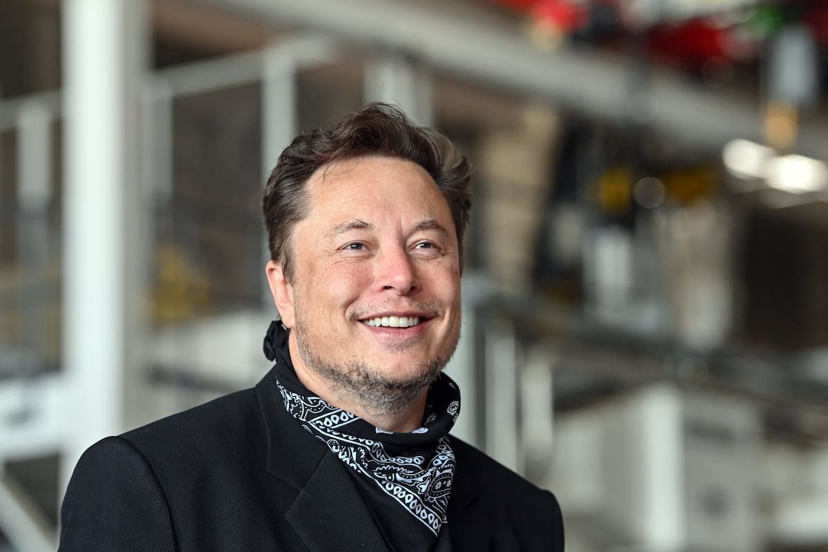 Elon Musk confirmó la batalla contra Mark Zuckerberg y admitió que se transmitirá en vivo