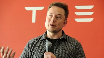 Elon Musk dice que quiere que Twitter alcance su "extraordinario potencial"