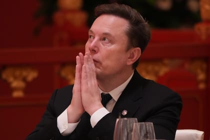 Elon Musk durante un discurso del presidente chino, Xi Jinping, en el banquete de Estado (AP /Mark Schiefelbein)