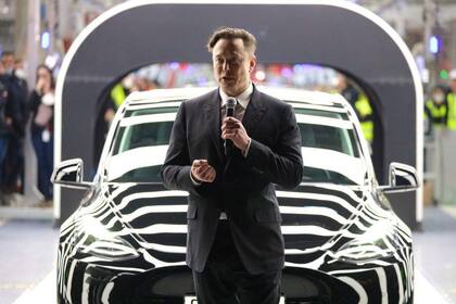 Elon Musk ha defendido la tecnología detrás de los sistemas automatizados de los Tesla asegurando que tienen "de lejos, la mejor IA del mundo".