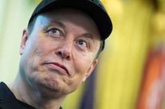 Elon Musk, el primer trillonario de la historia: cambió mansiones por una casa prefabricada de 37 m²