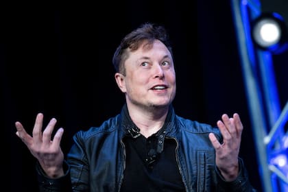 Elon Musk o el “tecnorey” de Tesla, como se ha hecho llamar, publicó un tuit diciendo que tiene un fuerte argumento contra la existencia de los extraterrestres