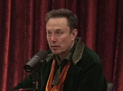Elon Musk participó del podcast The Joe Rogan Experience y adelantó sus ideas a futuro