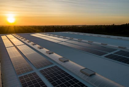 Elon Musk proponé paneles solares sobre los cielos para alimentar de energía solar a todo Estados Unidos
