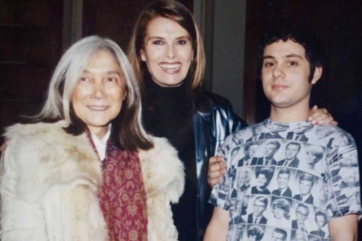 Eloy González junto a María Kodama y Marita Ballesteros, cuando hizo la obra "Enigmas del Tiempo", en 2006