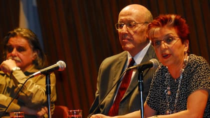 Elsa Barber estará al frente de la Biblioteca Nacional hasta el 30 de junio