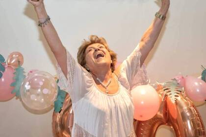 Elsa trasmite mucha alegría a quienes la rodean (Foto gentileza Abril)