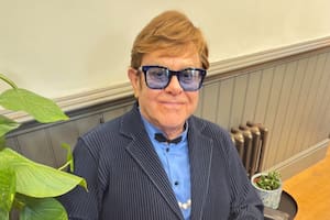 Elton compartió una foto en redes y generó sorpresa y angustia entre sus fans (Foto: Instagram @eltonjohn)