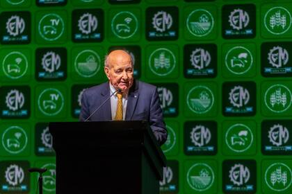Elvio Colombo, presidente de la firma, dirigió unas palabras, haciendo referencia a la actualidad de la empresa y el gran trabajo que viene realizando la tercera generación en gestiones