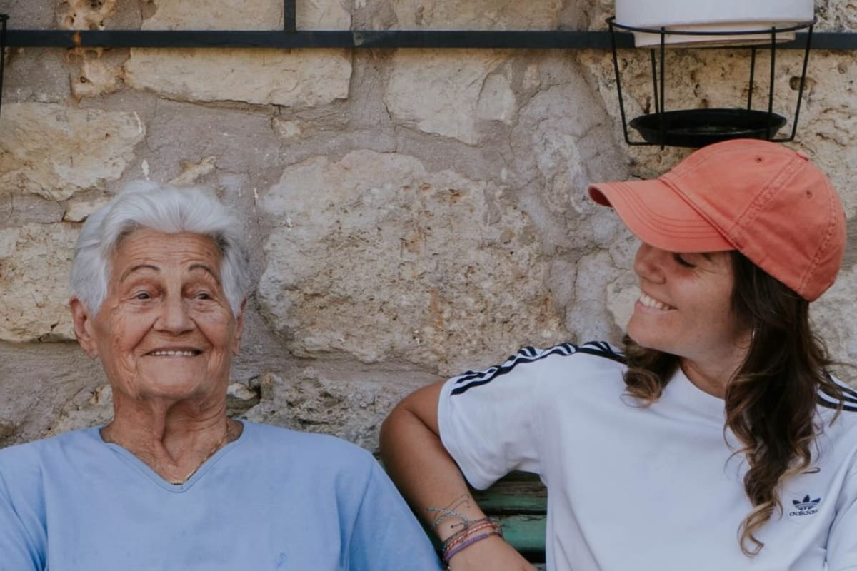 Elvira Puente tiene 94 años y su historia quedó registrada en un libro escrito por su nieta, Irlanda
