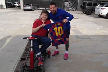 Emanuel Arias, en su encuentro con Lionel Messi