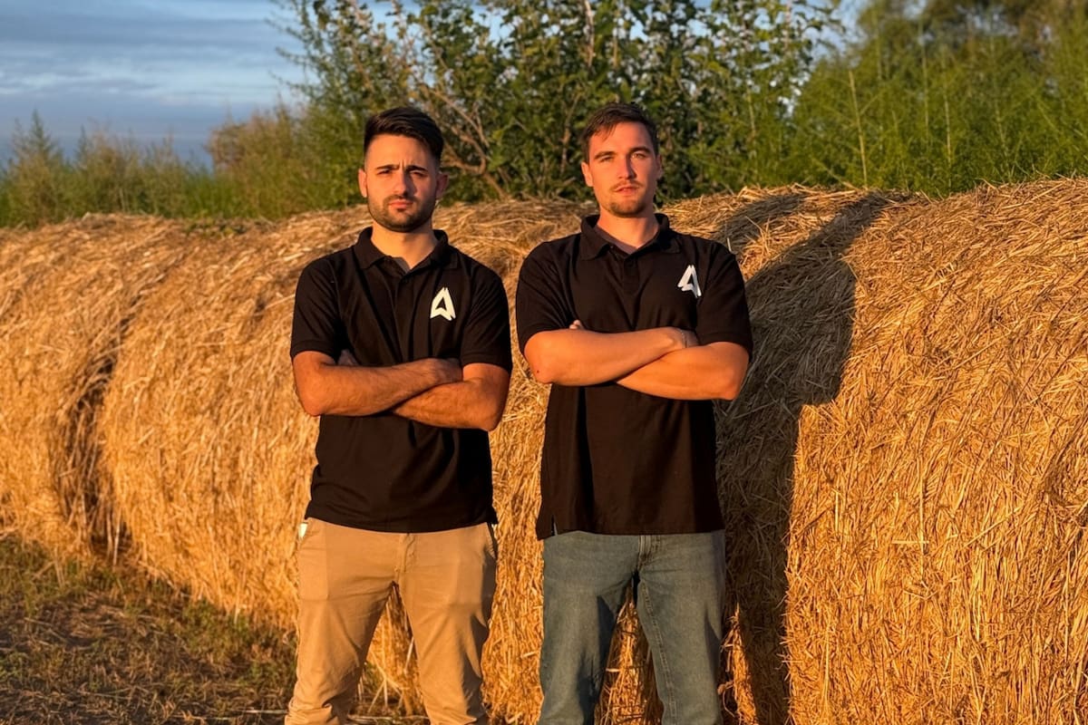 Emanuel Bravi y Juan Cruz Bonino crearon Avansys para desarrollar tecnología aplicada al agro