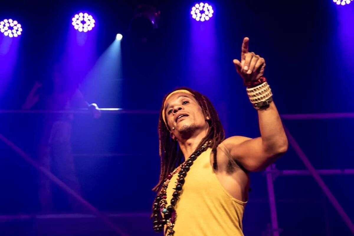 Emanuel es un activista por los derechos de los afro argentinos