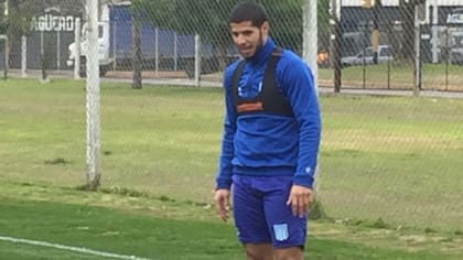 Emanuel Insúa no podrá jugar ante Olimpo y Unión