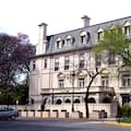 La decisión de Gran Bretaña que elimina un beneficio especial para sus diplomáticos en Buenos Aires