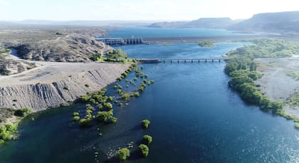 El embalse Pichi Picún Leufú, una de las represas sobre el río Limay