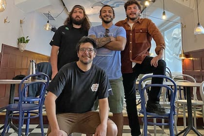 Emigraron a Finlandia y abrirán el primer restaurante argentino en la capital con un peculiar nombre