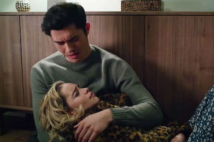 Emilia Clarke y Henry Golding en Last Christmas