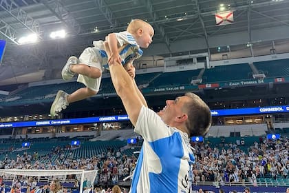 Emilia Lo Celso por el aire de Miami, la noche de la consagración de la selección de la Copa América 2024; Gio disfrutó de un título muy especial tras perderse el Mundial