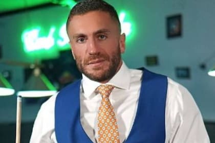 Emiliano Boscatto, exGran Hermano, contó que ahora en la industria triple X no se hacen más películas, sino escenas y que se trabaja unas 8 horas por jornada, por la que se recibe una paga de unos 1600 euros