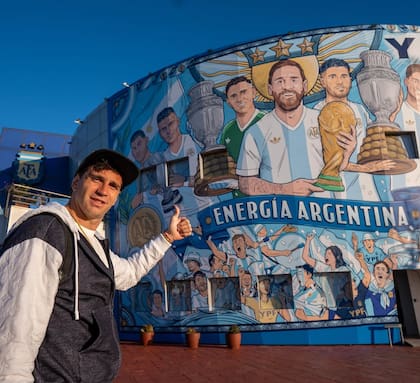 Emiliano "Dibu" Martínez en el predio de la AFA