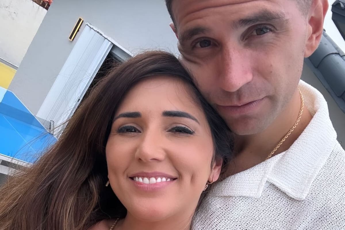 Emiliano "Dibu" Martínez junto a su esposa Mandinha en Miami