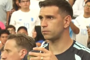 Dibu Martínez y mate muy especial, en la previa del amistoso frente a Islandia