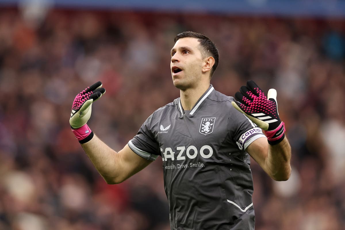 Emiliano Martínez será titular y capitán en Aston Villa para el duelo ante Manchester City; el '1' es indiscutido para Unai Emery