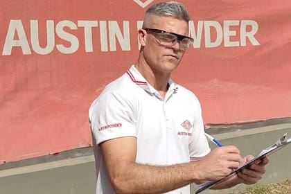 Emiliano Romay jugó en Boca y fue tapa de la revista El Gráfico; hoy trabaja como coordinador de producción en una empresa multinacional de explosivos