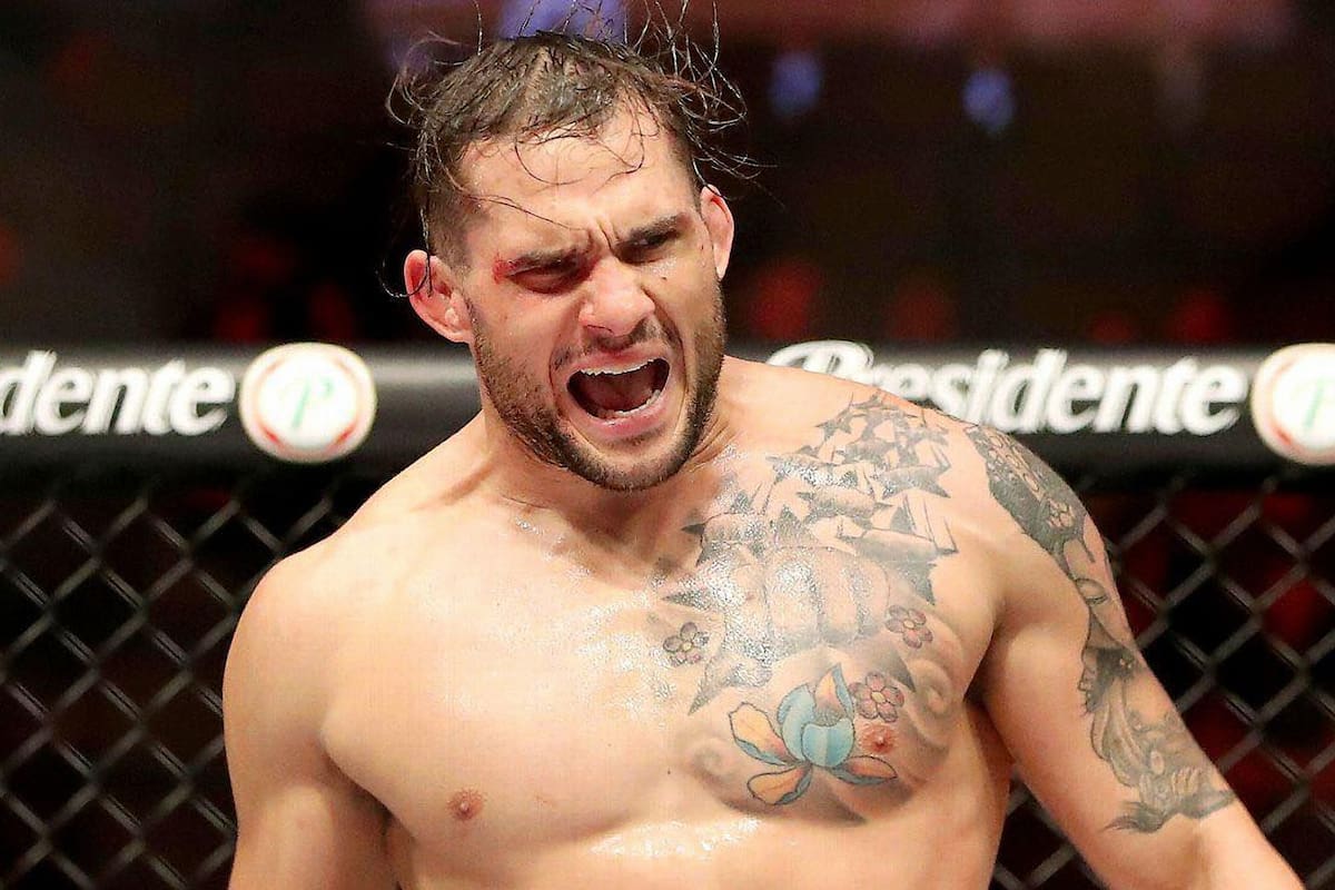 Emiliano Sordi, campeón de MMA.