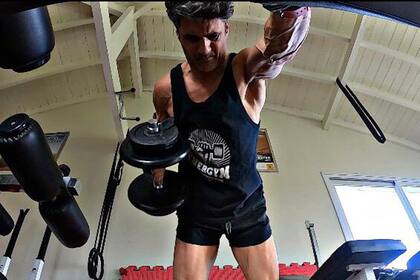 Emiliano Spataro y su rutina para fortalecer el tren superior