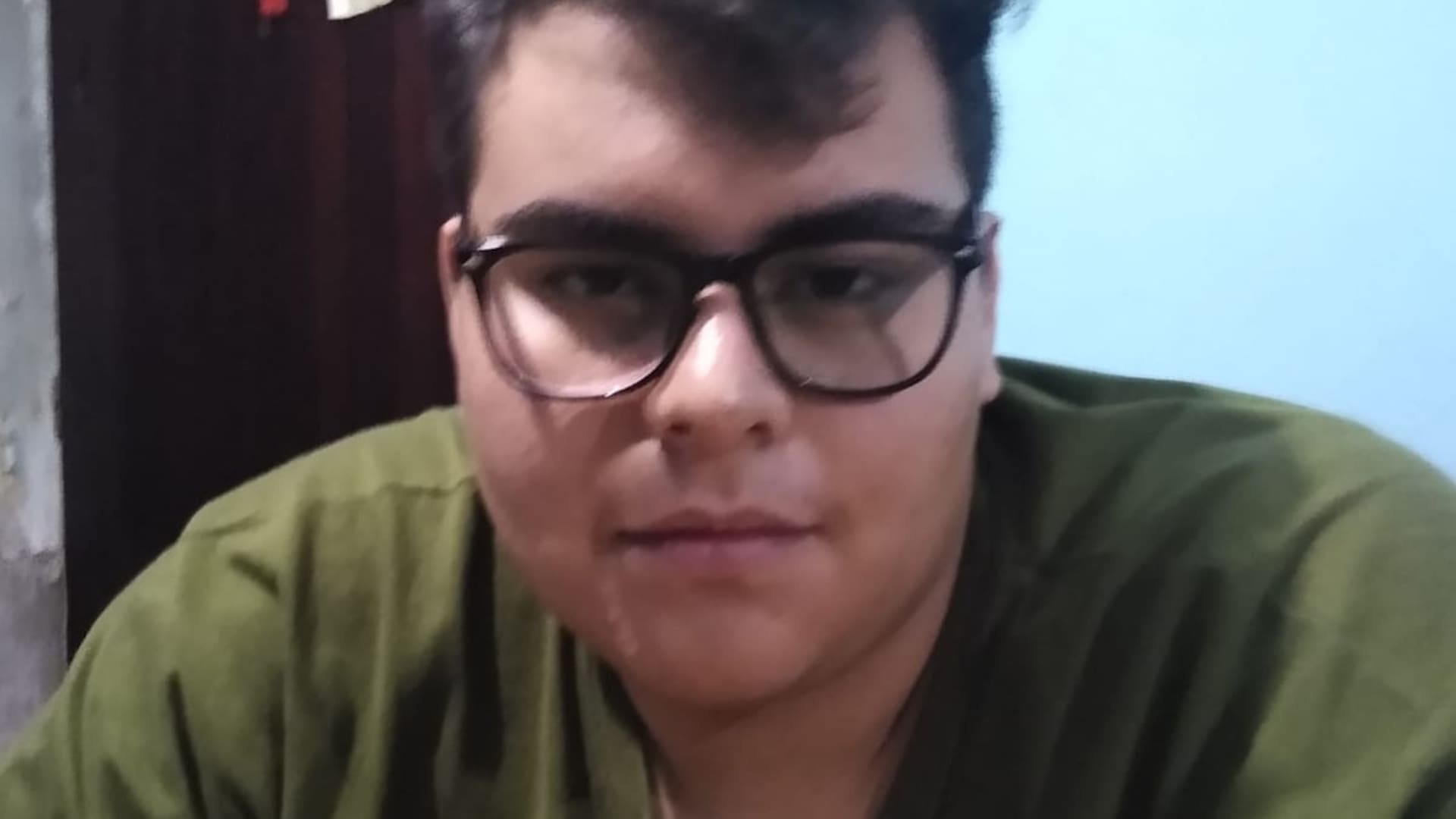Emiliano tiene 17 años y quiere ser ingeniero